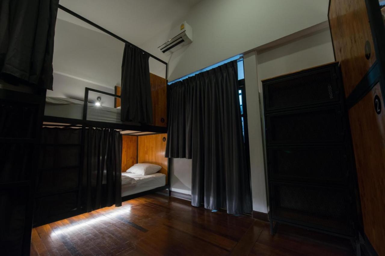 4Share Hostel (Adults Only) Bangkok Exteriör bild