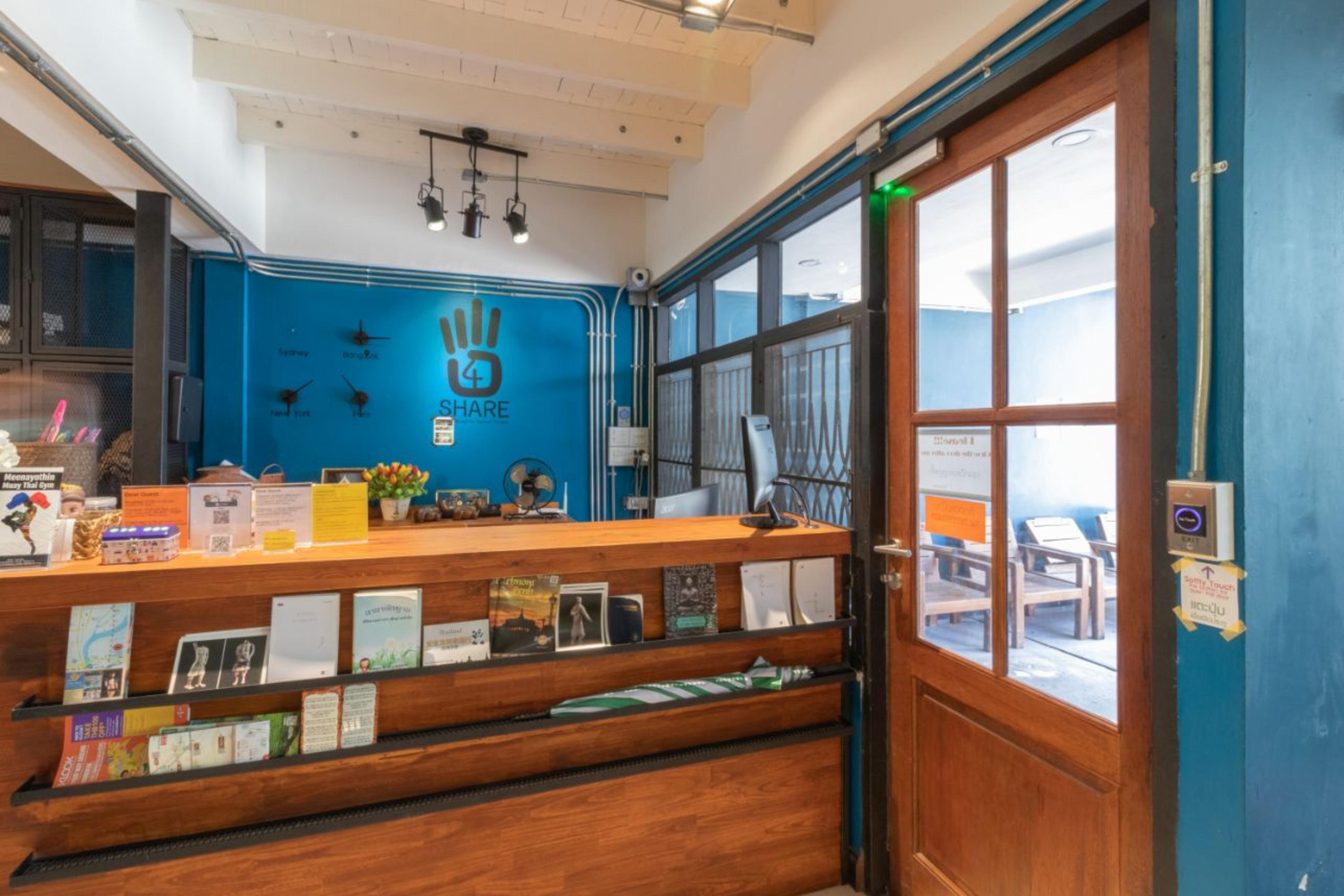 4Share Hostel (Adults Only) Bangkok Exteriör bild