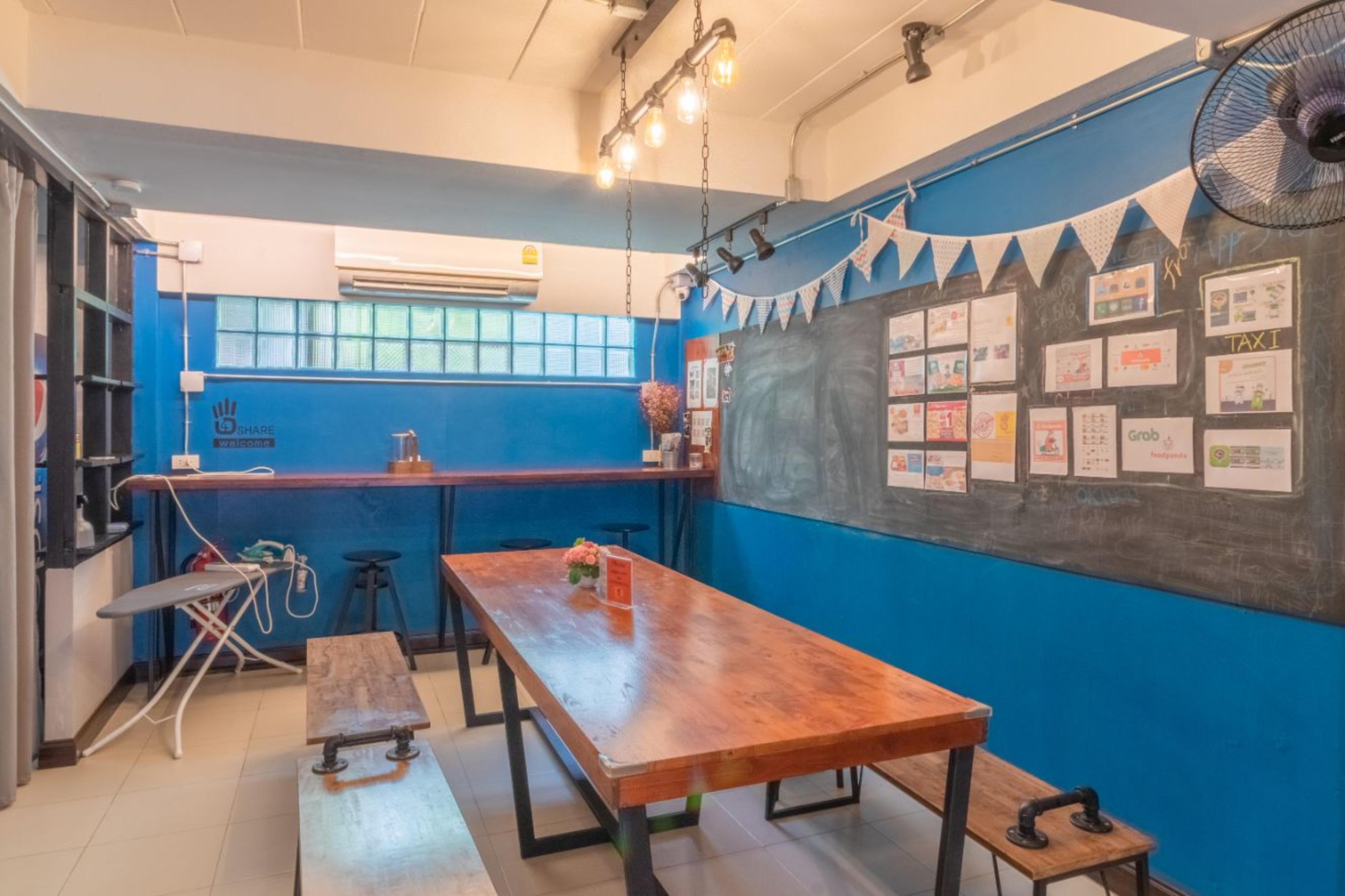 4Share Hostel (Adults Only) Bangkok Exteriör bild